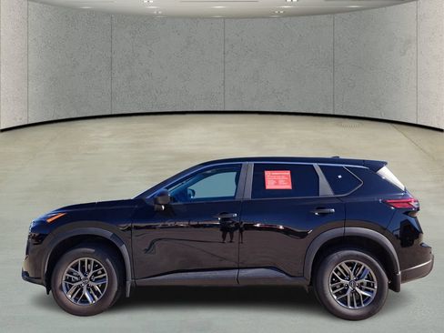 Used 2026 Nissan Rogue S FWD image 8