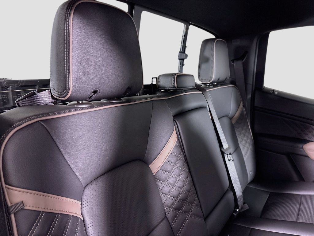 New 2026 GMC Canyon Denali AWD/4WD image 28