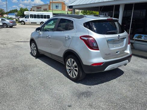 Used 2017 Buick Encore Preferred FWD image 4