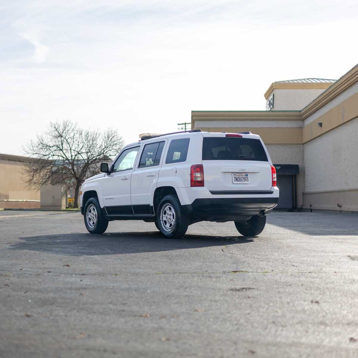 Used 2016 Jeep Patriot Sport w/ Power Value Group FWD image 5