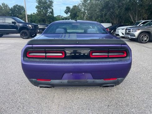 Used 2018 Dodge Challenger R/T Scat Pack RWD image 3
