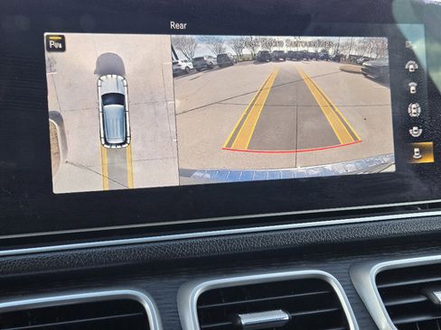 Used 2023 Mercedes-Benz GLE 450 GLE 450 4MATIC image 7