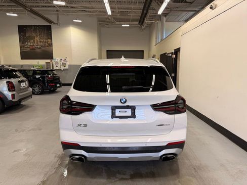 Used 2022 BMW X3 xDrive30i w/ Premium Package AWD/4WD image 4