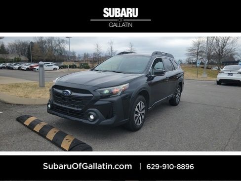 Used 2024 Subaru Outback Premium image 1