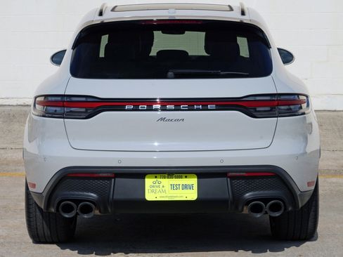 Used 2025 Porsche Macan AWD/4WD image 51