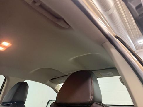 Used 2022 GMC Canyon AT4 image 17