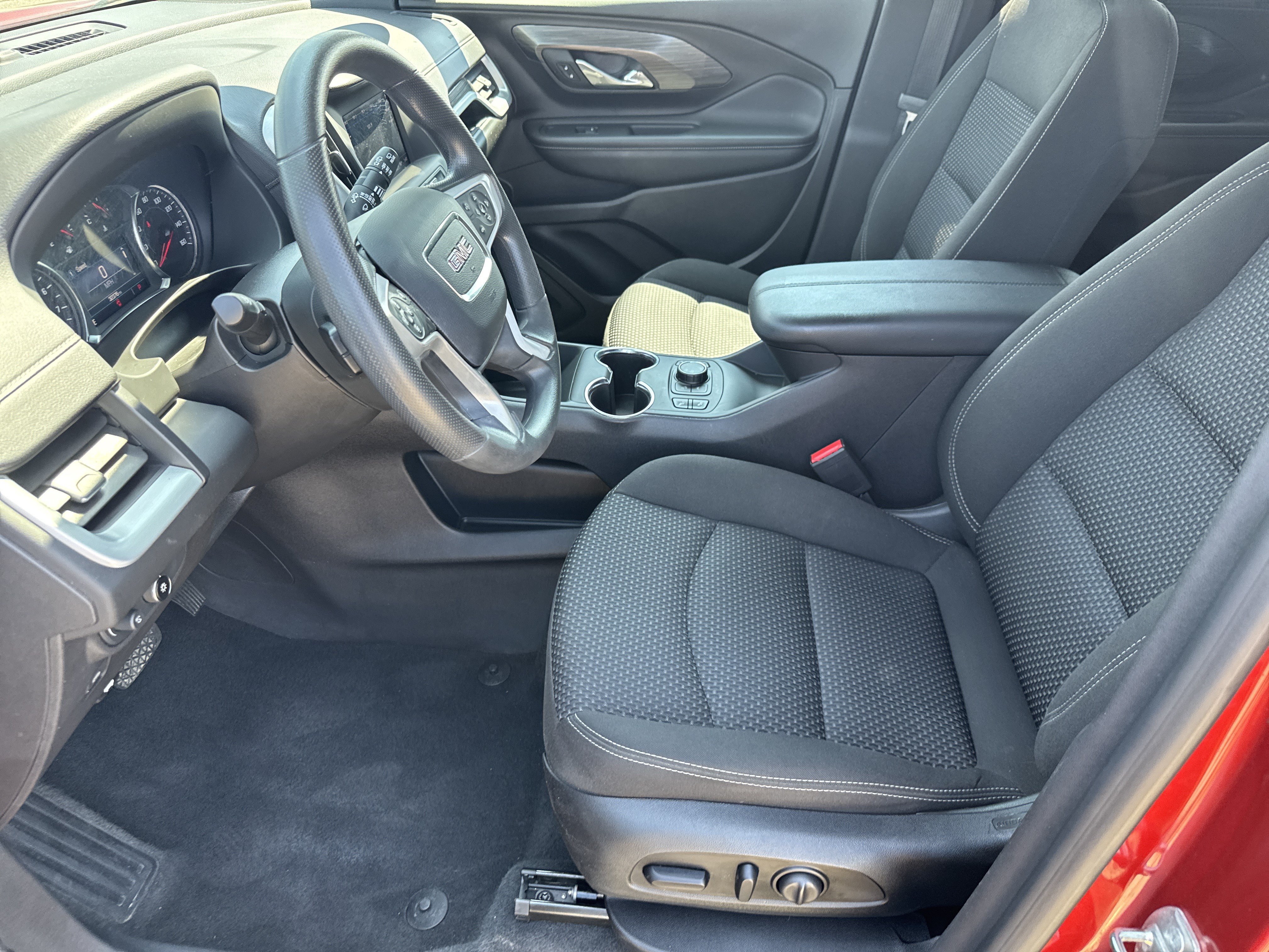 Used 2023 GMC Terrain SLE w/ Driver Convenience Package AWD/4WD image 5