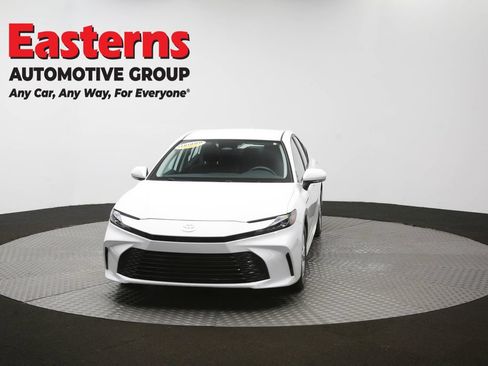 Used 2025 Toyota Camry LE FWD image 55