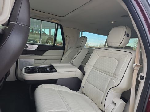 Used 2018 Lincoln Navigator L Black Label w/ Cargo Package image 35