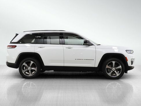 Used 2022 Jeep Grand Cherokee Limited 4xe w/ Luxury Tech Group II image 6