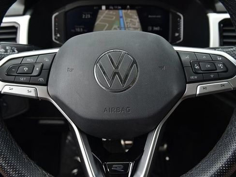 Certified 2023 Volkswagen Atlas SEL Premium AWD/4WD image 18