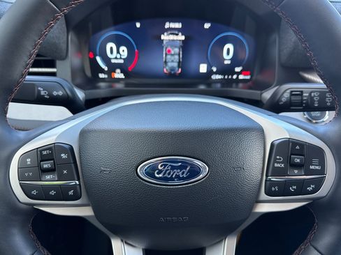 New 2026 Ford Explorer Active w/ Active Comfort Package image 24