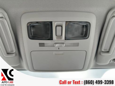 Used 2015 Subaru Forester 2.5i Premium w/ All-Weather Package image 25