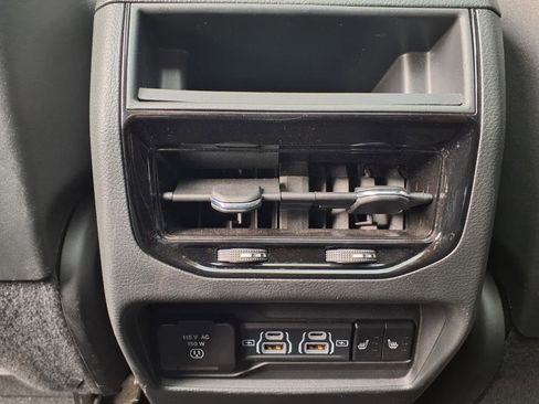 Certified 2024 Jeep Grand Cherokee Limited 4xe image 14