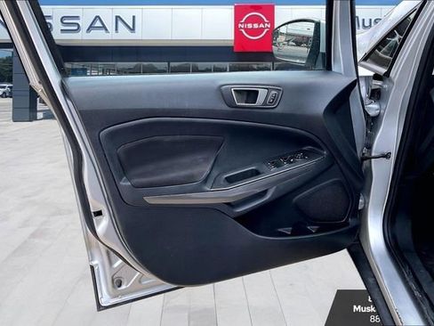 Used 2021 Ford EcoSport SE FWD image 20