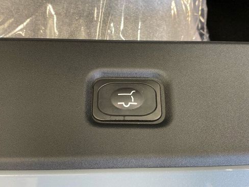 New 2025 Lincoln Navigator Reserve image 31