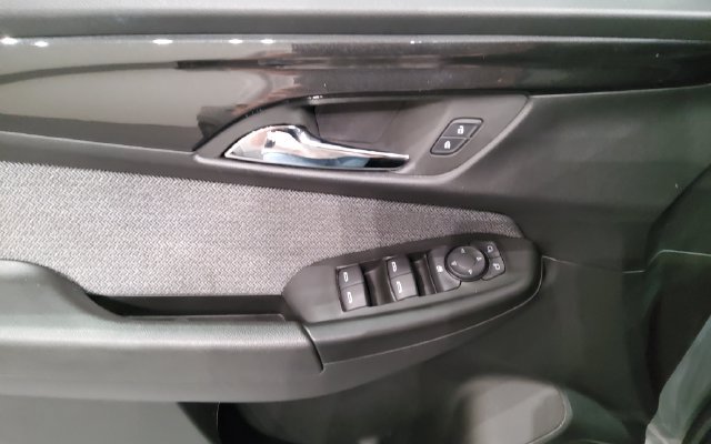 Used 2025 Chevrolet TrailBlazer LT FWD image 31