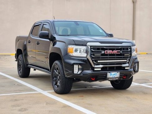 Used 2022 GMC Canyon AT4 image 3