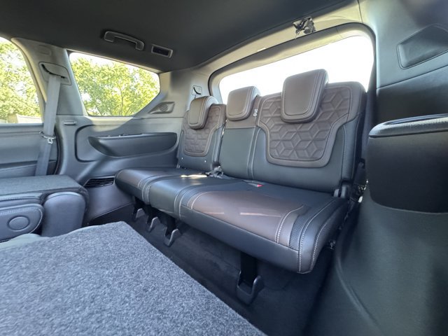 New 2026 Nissan Armada Platinum w/ Accent Package AWD/4WD image 24
