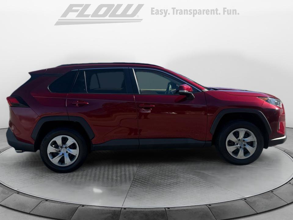 Certified 2021 Toyota RAV4 LE AWD/4WD image 10