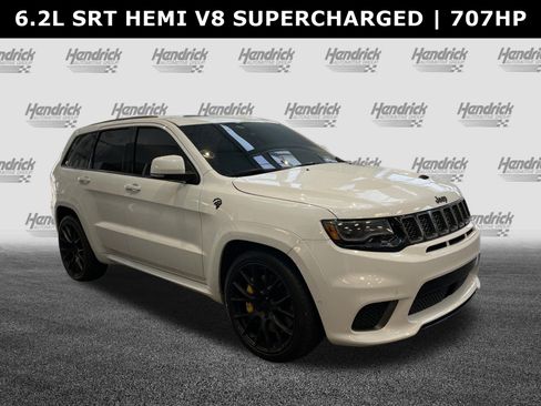 Used 2018 Jeep Grand Cherokee Trackhawk AWD/4WD image 2