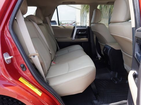 Used 2016 Toyota 4Runner SR5 Premium image 22
