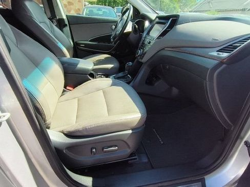 Used 2019 Hyundai Santa Fe XL w/ Cargo Package AWD/4WD image 13