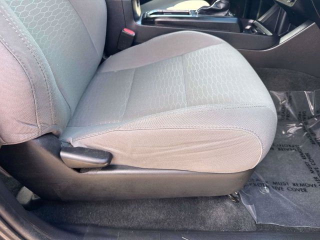 Used 2018 Toyota Tacoma SR w/ SR Convenience Package RWD image 17