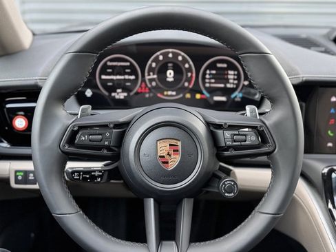 New 2026 Porsche Panamera 4 image 18