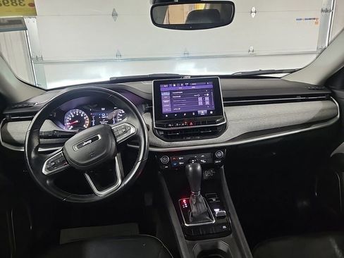 Used 2022 Jeep Compass Latitude AWD/4WD image 8