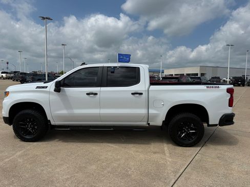 Used 2024 Chevrolet Silverado 1500 LT Trail Boss w/ LT Trail Boss Premium Package image 9