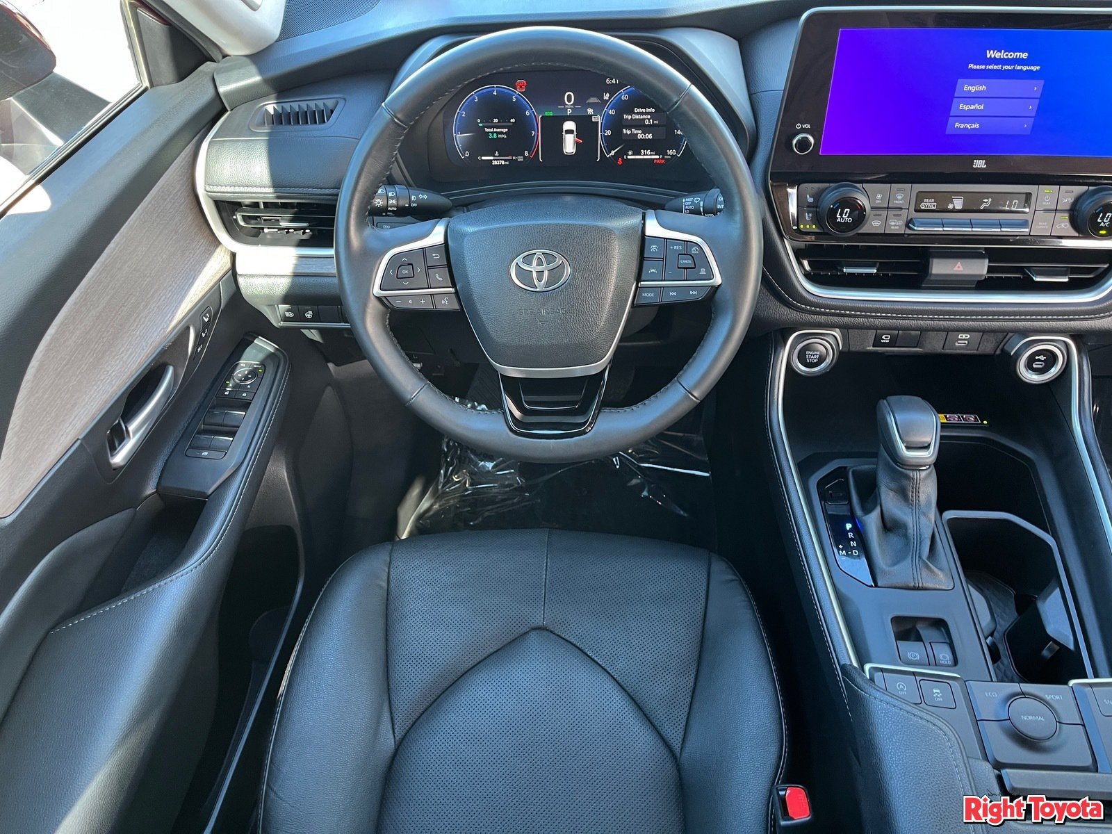 Certified 2024 Toyota Grand Highlander FWD image 15