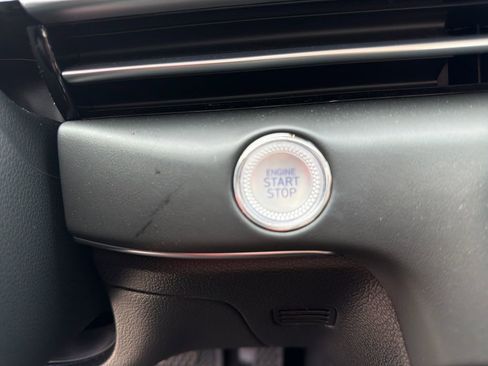 Used 2025 Genesis GV80 2.5T Select image 31