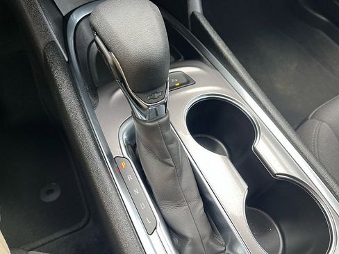 Used 2025 Chevrolet Malibu LT image 23