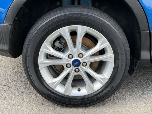 Used 2017 Ford Escape SE AWD/4WD image 17