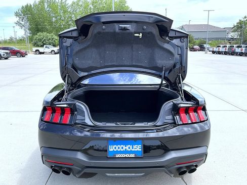 Used 2025 Ford Mustang GT Premium RWD image 19