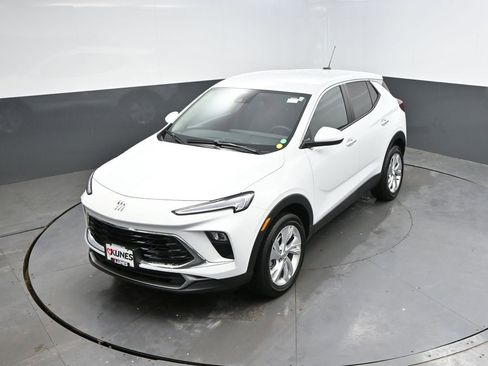 Used 2025 Buick Encore GX Preferred image 24