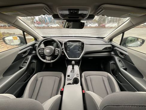 Used 2025 Subaru Crosstrek 2.0i Premium image 16