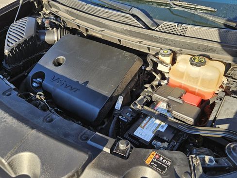 Used 2018 Chevrolet Traverse LT image 24