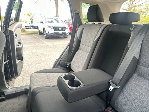 Used 2023 Nissan Rogue SV image 27