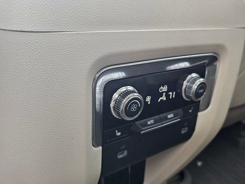 Used 2024 GMC Yukon XL Denali w/ Max Trailering Package AWD/4WD image 11