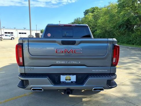 Used 2021 GMC Sierra 1500 Denali w/ Driver Alert Package II AWD/4WD image 19