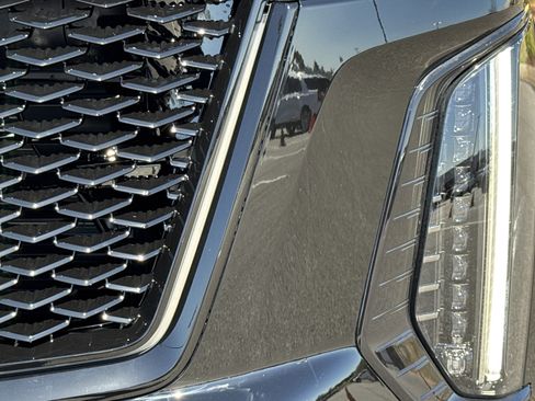 Used 2026 Cadillac Escalade V image 6