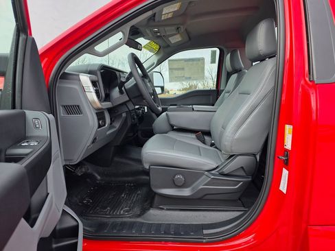 New 2026 Ford F250 XL w/ XL Chrome Package AWD/4WD image 23