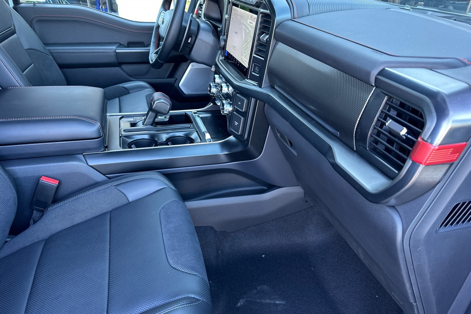 New 2026 Ford F150 Raptor AWD/4WD image 16