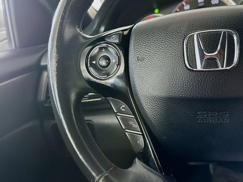 Used 2017 Honda Accord Sport image 25