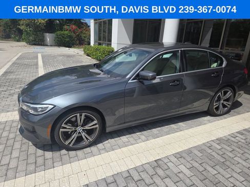 Used 2021 BMW 330i Sedan w/ Driving Assistance Package RWD image 4