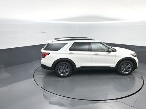 New 2026 Ford Explorer Active w/ Active Comfort Package image 29