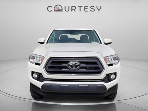 Certified 2023 Toyota Tacoma SR5 image 8