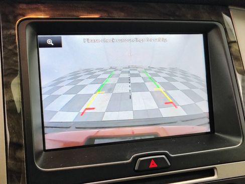 Used 2015 Ford Expedition Limited w/ Equipment Group 301A image 4